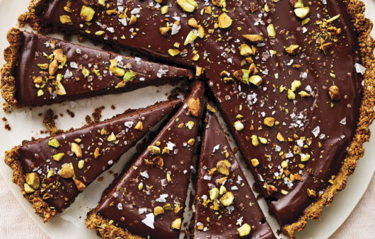 تارت شوكولاتة بالفستق